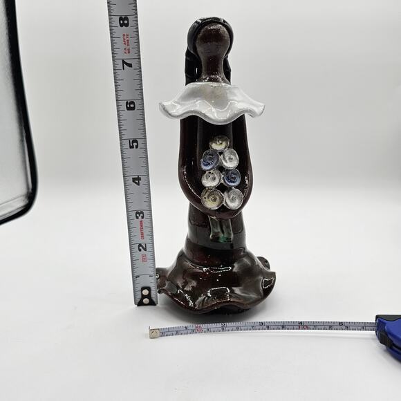 Vintage Hand-Crafted Faceless Woman with Flowers Ceramic Figurine Artisan Glazed - Picture 10 of 10